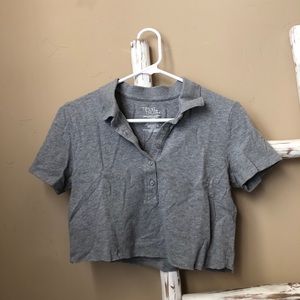 super trendy cropped collared shirt!